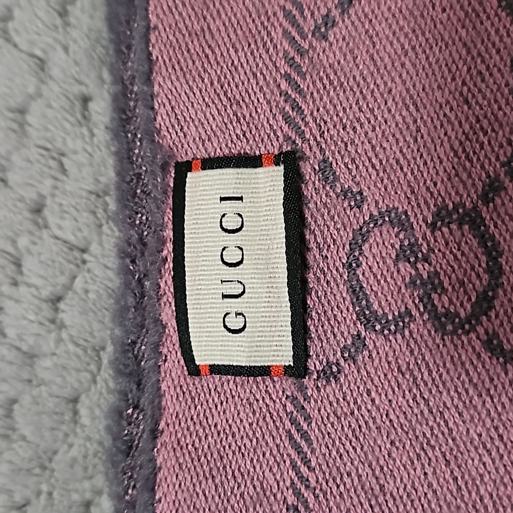 💥Authentic Gucci Scarf - Picture 3 of 7